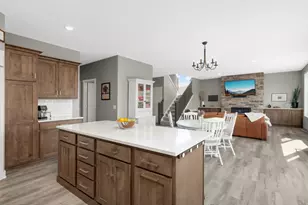 18805 Scenic Wy, Shafer, MN 55074 - Photo 8