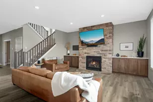 18805 Scenic Wy, Shafer, MN 55074 - Photo 4