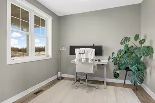 18805 Scenic Wy, Shafer, MN 55074 - Photo 10