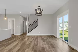 635 Parkside Ct, Eagan, MN 55123 - Photo 12