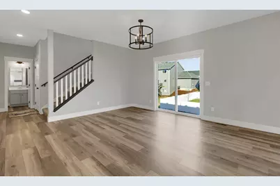 635 Parkside Court, Eagan, MN 55123 - Photo 4