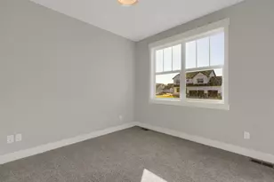 635 Parkside Ct, Eagan, MN 55123 - Photo 18