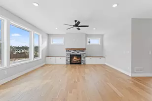 635 Parkside Ct, Eagan, MN 55123 - Photo 20