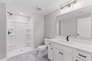 635 Parkside Ct, Eagan, MN 55123 - Photo 24