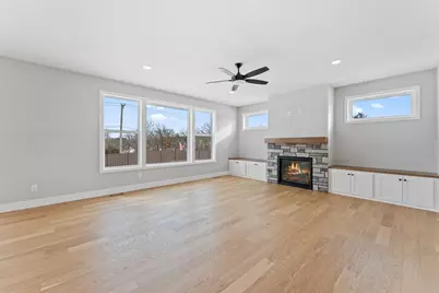 635 Parkside Court, Eagan, MN 55123 - Photo 18