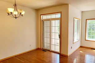 4980 Garland Ct N, Plymouth, MN 55446 - Photo 6