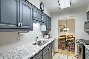 2220 Midland Grove Rd, Roseville, MN 55113 - Photo 8