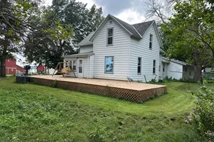 28935 Paul Ave, Worthington, MN 56187 - Photo 4