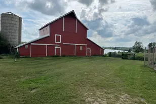 28935 Paul Ave, Worthington, MN 56187 - Photo 34