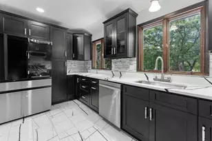 2020 Arcade St, Maplewood, MN 55109 - Photo 16