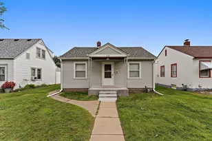 519 8th Ave S, South Saint Paul, MN 55075 - Photo 1