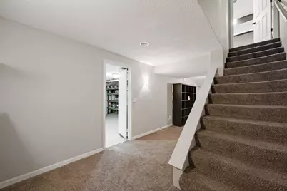 2107 Kings Road, Eagan, MN 55122 - Photo 30