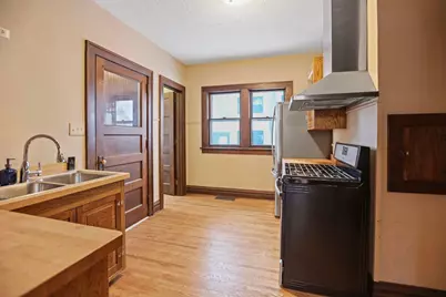 521 2nd Street NW, Faribault, MN 55021 - Photo 20