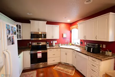 6205 16th Street S, Fargo, ND 58104 - Photo 2