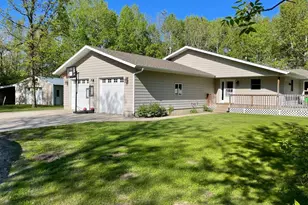 39947 River Oaks Dr, Roseau, MN 56751 - Photo 2