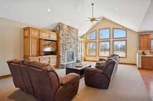 1012 Adam Ave, Montevideo, MN 56265 - Photo 4