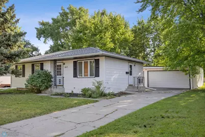 817 30th Street N, Fargo, ND 58102 - Photo 1