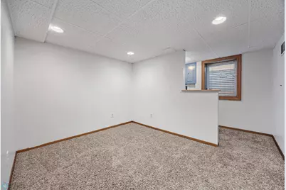 817 30th Street N, Fargo, ND 58102 - Photo 12