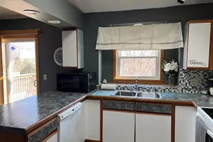 1433 Glenridge Dr, Prescott, WI 54021 - Photo 6