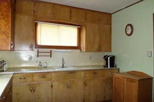 414 Hamilton Ave NE, Red Lake Falls, MN 56750 - Photo 4