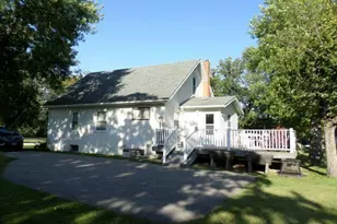 414 Hamilton Ave NE, Red Lake Falls, MN 56750 - Photo 1