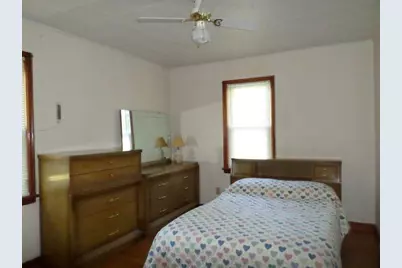 414 Hamilton Avenue NE, Red Lake Falls, MN 56750 - Photo 20