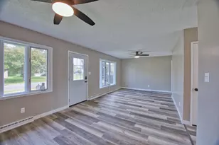 222 Arlington Rd, Hoyt Lakes, MN 55750 - Photo 4