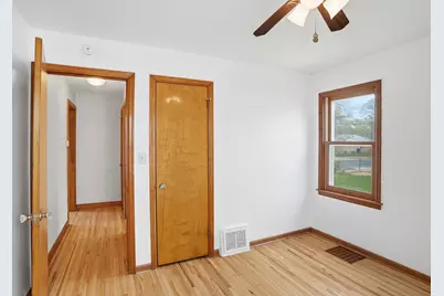 5701 38th Avenue S, Minneapolis, MN 55417 - Photo 10