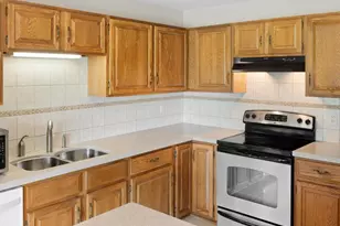 14435 Fairway Dr, Eden Prairie, MN 55344 - Photo 16