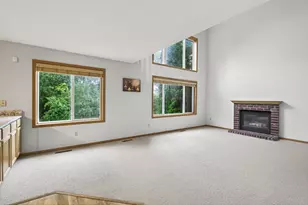 17600 Lenox Cir, Eden Prairie, MN 55347 - Photo 18