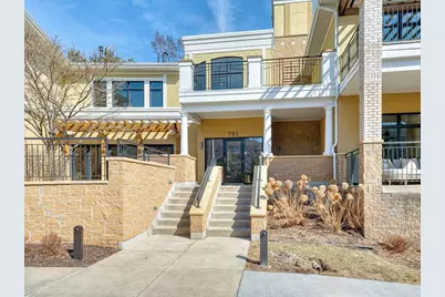 701 Linden Street #107, Mendota Heights, MN 55118 - Photo 1