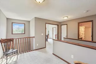 594 Stonewood Ln, Burnsville, MN 55306 - Photo 18