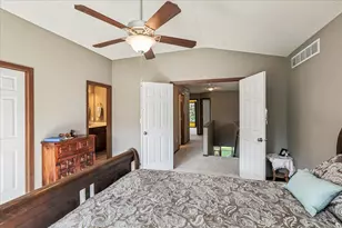 594 Stonewood Ln, Burnsville, MN 55306 - Photo 20