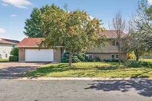 7344 Degrio Way, Inver Grove Heights, MN 55076 - Photo 1