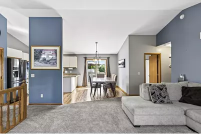 7344 Degrio Way, Inver Grove Heights, MN 55076 - Photo 6