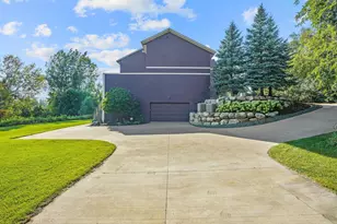 5160 Juneau Ln N, Plymouth, MN 55446 - Photo 132