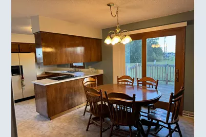 110 E Stokes Avenue, Badger, MN 56714 - Photo 6