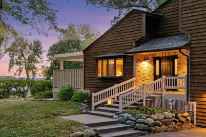 2615 Lake Avenue, White Bear Township, MN 55110 - Photo 2
