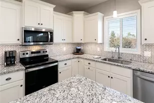 13197 Meadow Ln, Savage, MN 55378 - Photo 8