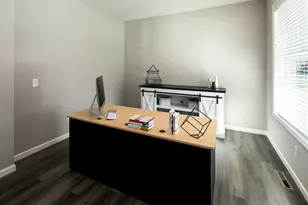 13197 Meadow Ln, Savage, MN 55378 - Photo 12