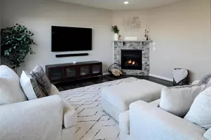 13197 Meadow Ln, Savage, MN 55378 - Photo 4