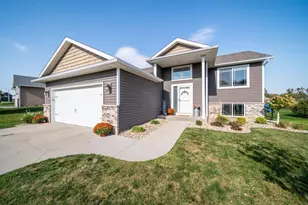 5433 Weatherstone Dr NW, Rochester, MN 55901 - Photo 1