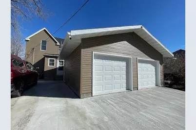 111 S 5th Street, Montevideo, MN 56265 - Photo 2