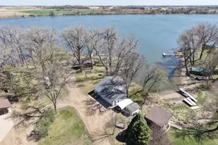 2319 Cottonwood Lake Dr, Windom, MN 56101 - Photo 2