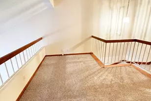 1900 Shenandoah Ct, Plymouth, MN 55447 - Photo 8