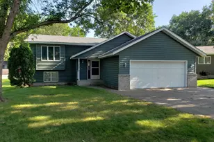 715 10 1/2 Street N, Sauk Rapids, MN 56379 - Photo 1