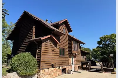 1303 Jefferson Street S, Wadena, MN 56482 - Photo 2