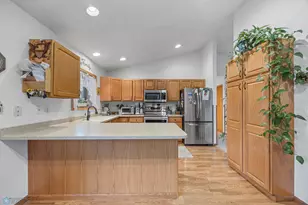 1715 33rd St S, Moorhead, MN 56560 - Photo 10