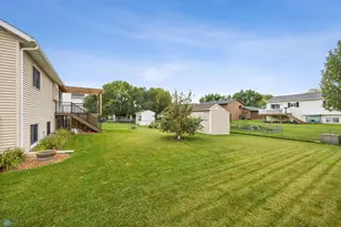 1715 33rd St S, Moorhead, MN 56560 - Photo 24