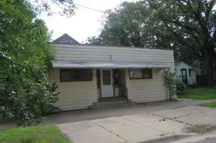 712 5th Ave SE, Saint Cloud, MN 56304 - Photo 1